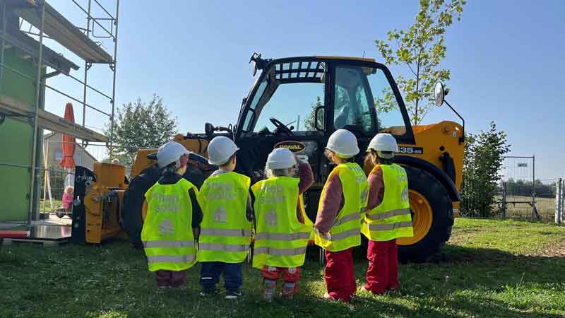 Erlebnistag auf der Baustelle im Kinderhaus Eppingen